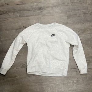 nike womens crewneck